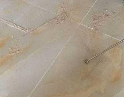 诸暨瓷砖空鼓维修公司分享粘合剂选择不当在瓷砖铺贴过程中可能导致以下问题